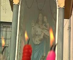 Reporter Stories: বড়দিনের সকালে ব্যান্ডেল চার্চে মানুষের ঢল