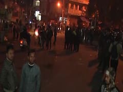 Traffic resumes in Seelampur, Delhi