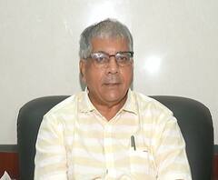 Prakash Ambedkar to Meet CM | ठाकरे-आंबेडकर भेटीची राजकीय वर्तुळात चर्चा | मुंबई | ABP Majha 