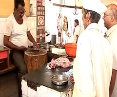 Ration shop | रेशन दुकानावर मटण, चिकन मिळणार? | ABP Majha