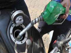 Bad news for vehicle owners, Petrol price hits Rs 75 per litre mark in Delhi