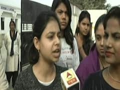 Ayodhya की छात्राओं ने किया Hyderabad Encounter का समर्थन, 'डर पैदा करने के लिए कार्रवाई की ज़रूरत'