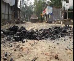 Reporter Stories: দাঁতনে প্রধানমন্ত্রী গ্রামসড়ক যোজনায় রাস্তা তৈরিতে নিম্নমানের সামগ্রী ব্যবহারের অভিযোগ, তুঙ্গে বিজেপি-তৃণমূল তরজা