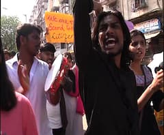 Protest over CAB | 'कॅब'विरोधात टाटा इन्स्टिट्युटच्या विद्यार्थ्यांचं आंदोलन | मुंबई | ABP Majha