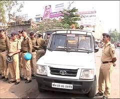 सीमावाद चिघळला, महाराष्ट्र-कर्नाटक बस फेऱ्या रद्द | कोल्हापूर | ABP Majha