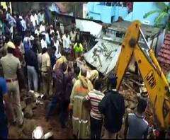 কোয়েম্বত্তুরে প্রবল বন্যা, ১৫ জনের মৃত্যু, হায়দরাবাদকাণ্ডে উত্তাল সংসদ- খবর ফটাফট 