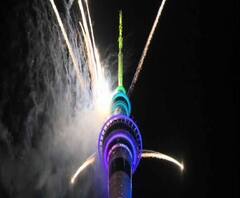 বর্ণাঢ্য আতসবাজির মাধ্যমে নতুন বছরকে স্বাগত জানাল অকল্যান্ড