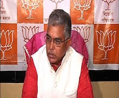 যাদবপুরে রাজ্যপাল-হেনস্থার প্রসঙ্গ টেনে মমতাকে আক্রমণ দিলীপের