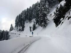 ઉત્તર ભારતમાં હિમવર્ષાથી જનજીવન થયું પ્રભાવિત, જુઓ ખાસ અહેવાલ