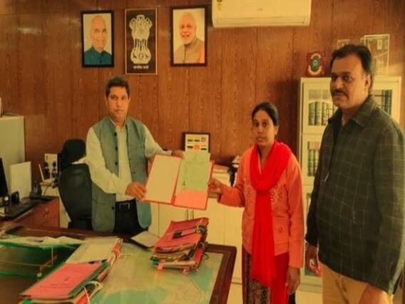 દ્વારકામાં પાકિસ્તાની મહિલા હિસીનાબેનને અપાઇ ભારતની નાગરિકતા, જુઓ વીડિયો