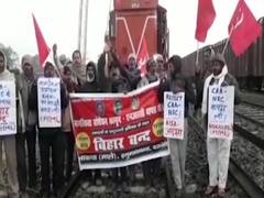 Left party workers halt train in Bihar's Darbhanga amid protest against CAA