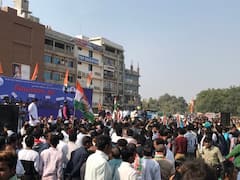 વિધાનસભા કૂચઃ પોલીસે રસ્તો બંધ કરી દેતા કોંગ્રેસના કાર્યકરોએ બદલ્યો રસ્તો, જુઓ વીડિયો