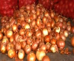 Onion Price Effect | रेशन दुकानाच्या माध्यमातून कांदा पुरवठ्याचा विचार | ABP Majha