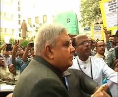 কলকাতা বিশ্ববিদ্যালয়ে গিয়েও উপাচার্যের দেখা পেলেন না আচার্য