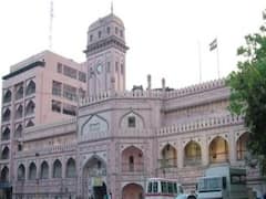 સુરત મનપા ફેરવાયું પોલીસ છાવણીમાં, સ્થાનિકોએ નોંધાવ્યો વિરોધ, જુઓ વીડિયો