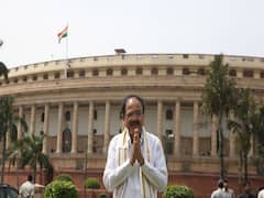 Rajya Sabha में उठा Delhi Fire का मामला, सांसदों ने दी श्रद्धांजलि
