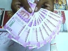 Will Rs 2000 note be demonetised? Here is the truth