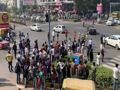 અમદાવાદઃ ડમ્પરે એક્ટિવા પર જતાં દંપતીને મારી ટક્કર, મહિલાનું મોત