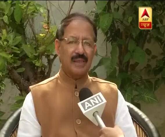 Raashid Alvi का GDP को लेकर Amit Shah पर निशाना, Rahul Bajaj के बयान की तारीफ