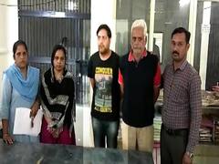 बेडरूम में कोबरा का खूनी रहस्य !