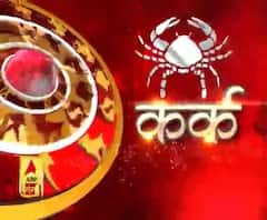 कर्क राशि (Cancer Horoscope) : शाम को कहीं धार्मिक स्थान के दर्शन के लिए जा सकते हैं।