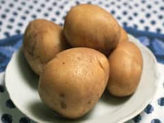 प्याज के बाद अब आलू की भी कीमतें बढ़ी 