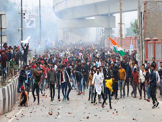 न्यू फ्रेंड्स कॉलोनी में हुई हिंसा में FIR दर्ज