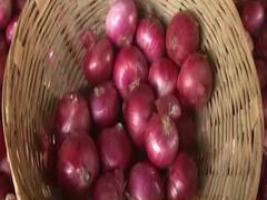 कई शहरों में प्याज गया 100 रुपये के पार, कब जागेगी सरकार? Master Stroke