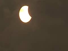 Ring of fire: Thousands gather to watch rare solar eclipse | Super 40