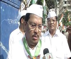 Vijay Vaddetiwar | वर्षा बंगल्याच्या भिंतींवर जे काही लिहिलं आहे, त्याची चौकशी व्हावी : विजय वडेट्टीवार | ABP Majha