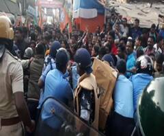 হাওড়ায় পুলিশের উপর হামলায় ধৃত ৭ - আরও খবর এক ঝলকে 