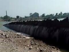 અમરેલીઃ બાબરામાં સૌની યોજનાની પાઇપ આવી ગઈ બહાર, જુઓ વીડિયો