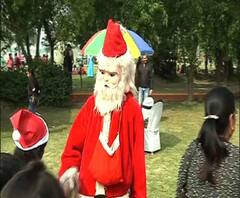 Reporter Stories: বড়দিনে জমজমাট ইকো পার্ক, সান্তা ক্লজের সঙ্গে সেলফি তোলা চলছে