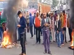 Anti CAA protest in Bihar's Hajipur, Gandhi Setu gets jammed 