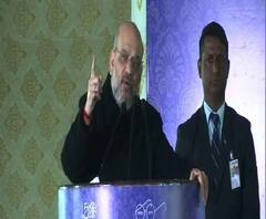 আন্দোলনের নামে অশান্তি, বিরোধীদের আক্রমণে অমিত শাহ