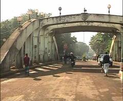 মেরামতির জন্য এবার বন্ধ চিৎপুরের ক্যানাল সার্কুলার সেতুর যান চলাচল, ভোগান্তির শিকার যাত্রীরা