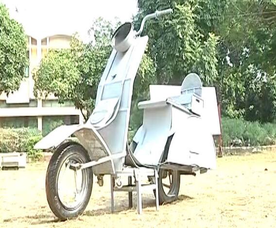 Best Out Of Waste | टाकाऊपासून टिकाऊ वस्तूंची निमिर्ती, नागपूर विद्यापीठातील विद्यार्थ्यांची कलाकुसर | ABP Majha