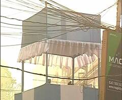 Reporter Stories: বড়দিনে বিকেল ৪টের পর থেকে পার্ক স্ট্রিটে যান চলাচল বন্ধ