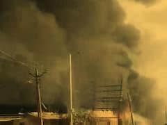 સુરતઃ એક કંપનીમાં અચાનક આગ લાગતા અફડાતફડી, જુઓ વીડિયો