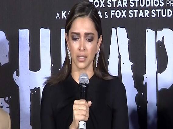 Chhapaak के ट्रेलर लॉन्च पर रो पड़ीं Deepika Padukone, देखें वीडियो