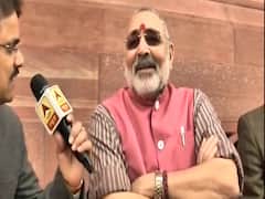 Giriraj Singh gives befitting reply to Pak PM Imran Khan on CAB