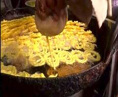 गुलाबी थंडीत नाशिककरांकडून गरमागरम जिलेबीचा आस्वाद | ABP Majha