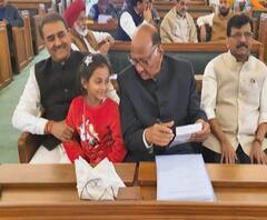 Dhairyashil Mane | खासदार धैर्यशील मानेंच्या मुलीने संसदेत जिंकली मनं, आदिश्री मानेशी बातचित | ABP MAJHA 