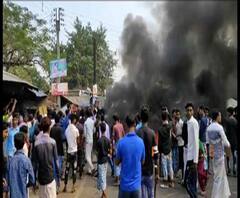 হাওড়া-আমতা রোড অবরোধ, টায়ার জ্বালিয়ে বিক্ষোভ, একই ছবি ডায়মন্ডহারবারেও, আক্রায় রেল রোকো