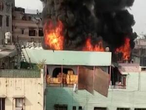 Delhi: Who is responsible for massive fire accident? | Panchnama Full