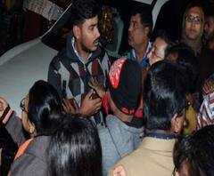 বিজেপির সভা থেকে শিক্ষিকাকে ‘নিগ্রহ’, উত্তপ্ত যাদবপুর, খারিজ গেরুয়া শিবিরের