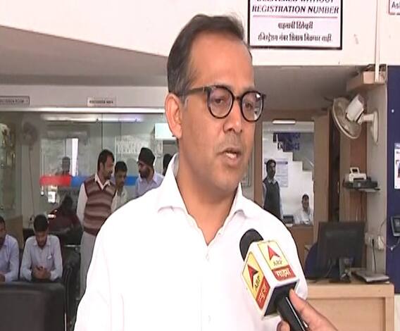 Bumper Offer on Car | ख्रिसमस आणि न्यू इयरनिमित्त वाहानांवर बंपर सूट | ABP Majha