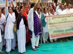 રાજ્યમાં આરોગ્ય કર્મચારીઓની હડતાળ સમેટાઇ, સરકારે લેખિતમાં બાંહેધરી આપી, જુઓ વીડિયો