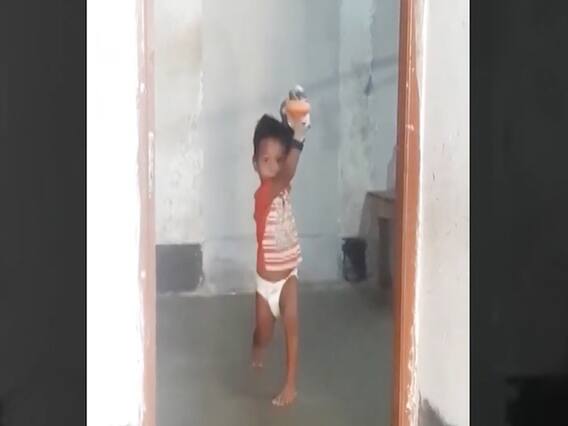 3 साल के वंडर क्रिकेटर शाहिद से मिलिए, जिसपर है बड़े-बड़े खिलाड़ियों की नजर