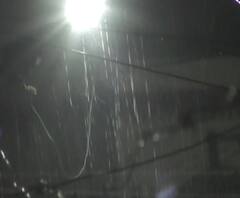 Rain in Maharashtra | मुंबईसह अनेक शहरांवर ढगाळ वातावरणाचं सावट, वाशिम, हिंगोली, पुण्यात रिमझिम सरी | ABP Majha 